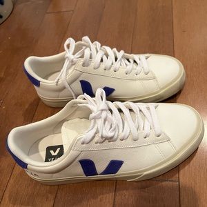 Veja Sneakers